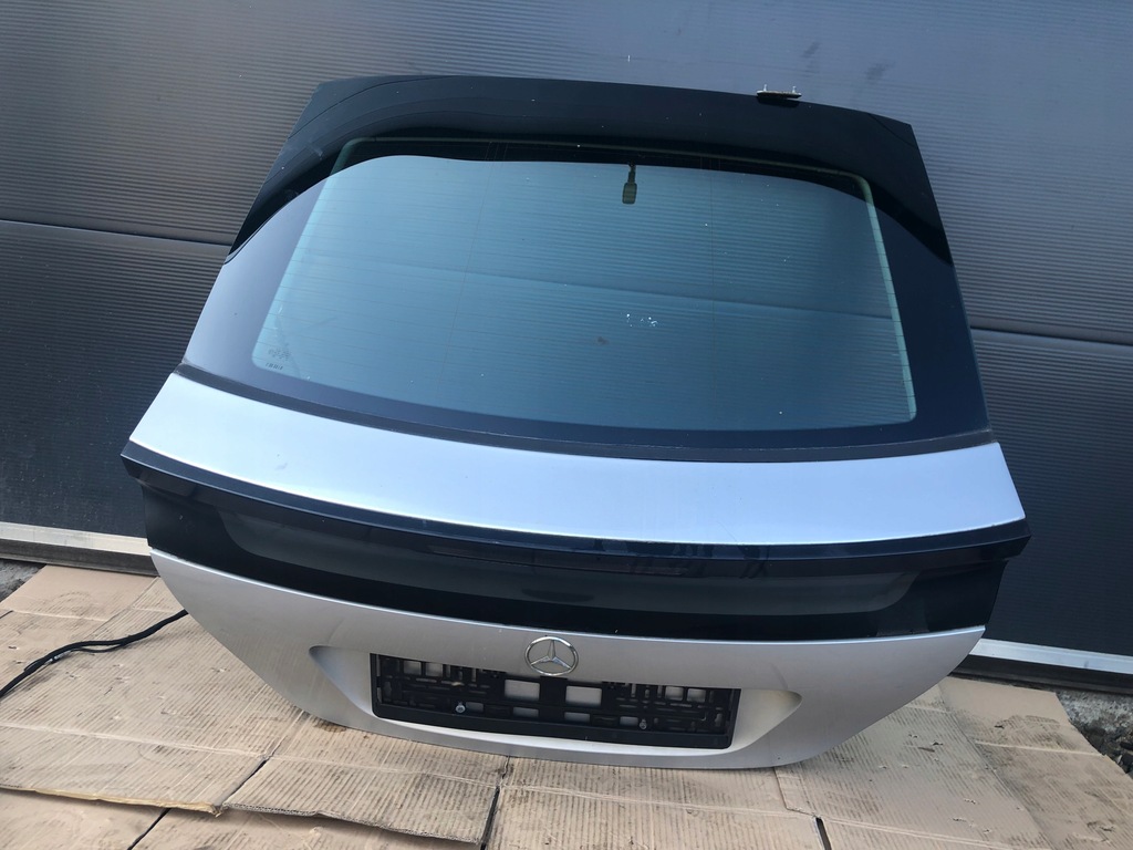 фото №1, Крышка багажника задняя mercedes w203 c-klasa coupe комплектная