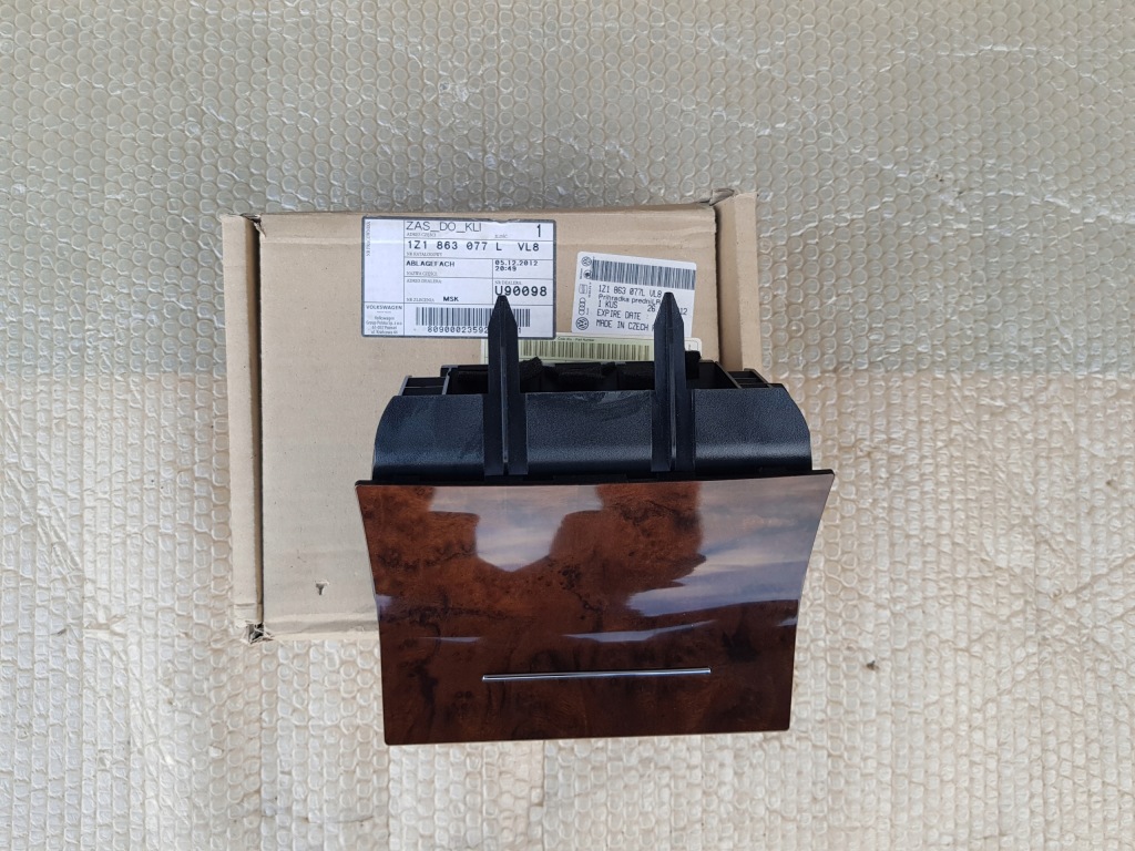 фото №1, Skoda octavia ii бардачок 1z1863077l новий оригінал