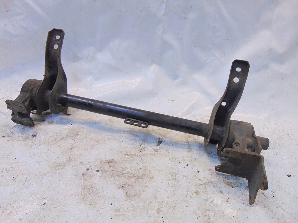 Купити Mitsubishi canter 3.0 01r перекидання кабіни тяга