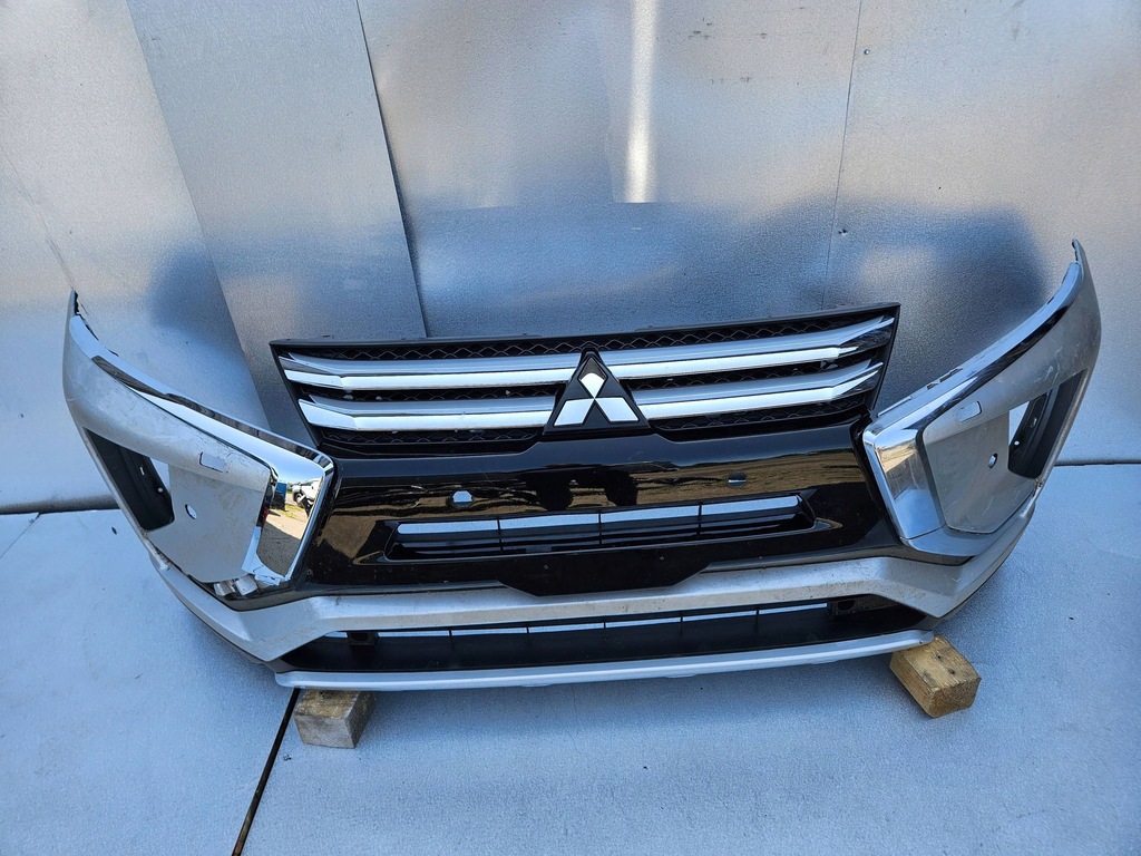 фото №1, Mitsubishi eclipse cross 2018 бампер передний
