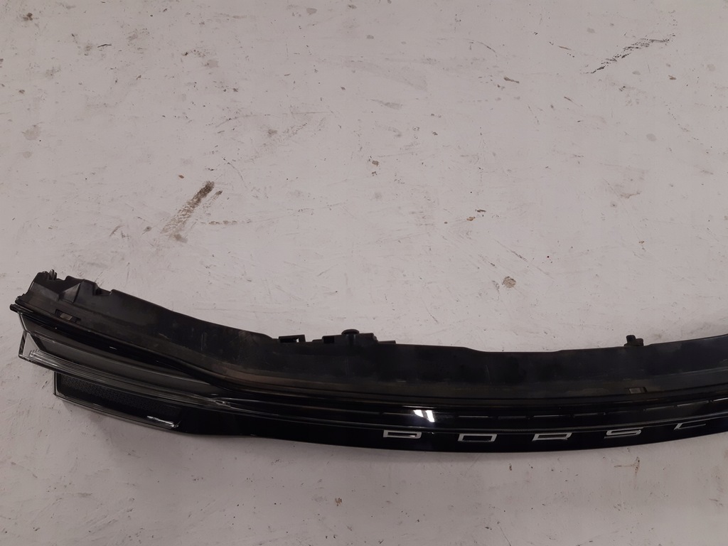 фото №7, Porsche macan 95b lift 18- gts накладка led задня eu