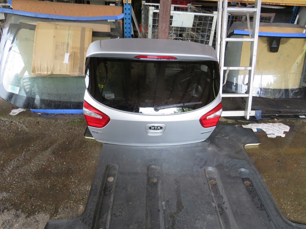 фото №1, Кришка багажника задня задня kia rio