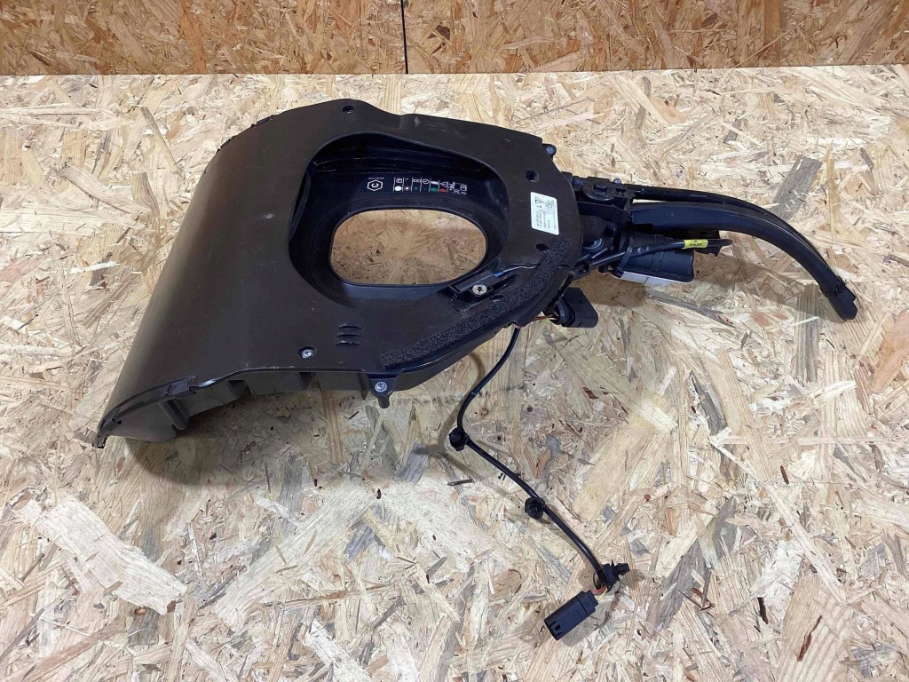 Кришка акумулятор porsche taycan 9j1 9j1821941g Зі Шроту