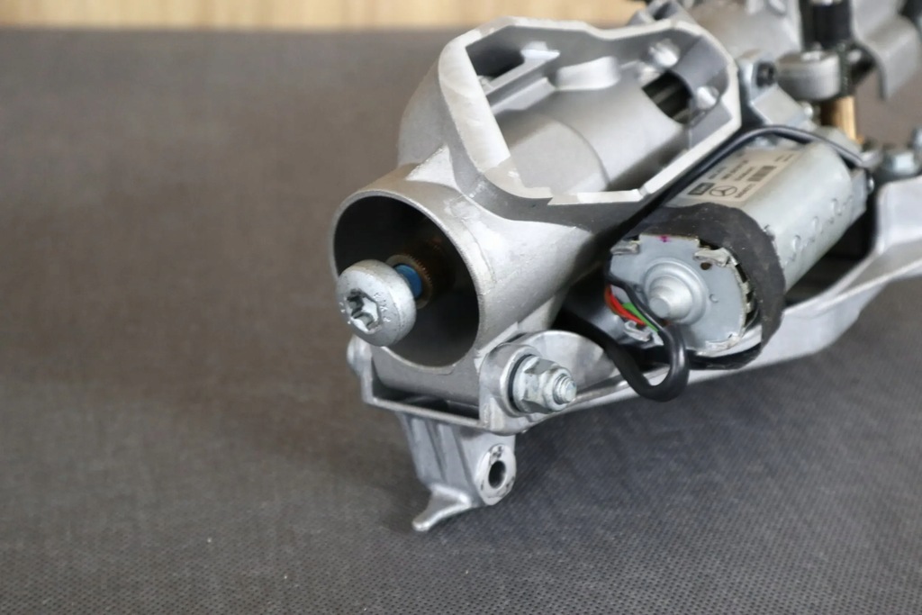 фото №6, Mercedes slk r171 колонка кермова електрична 1714600216
