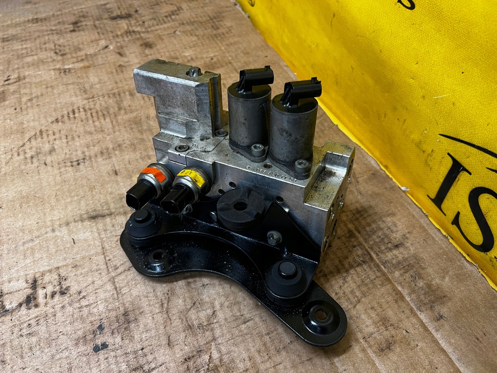 фото №1, Блок клапанный клапанов подвеска mercedes gl x166