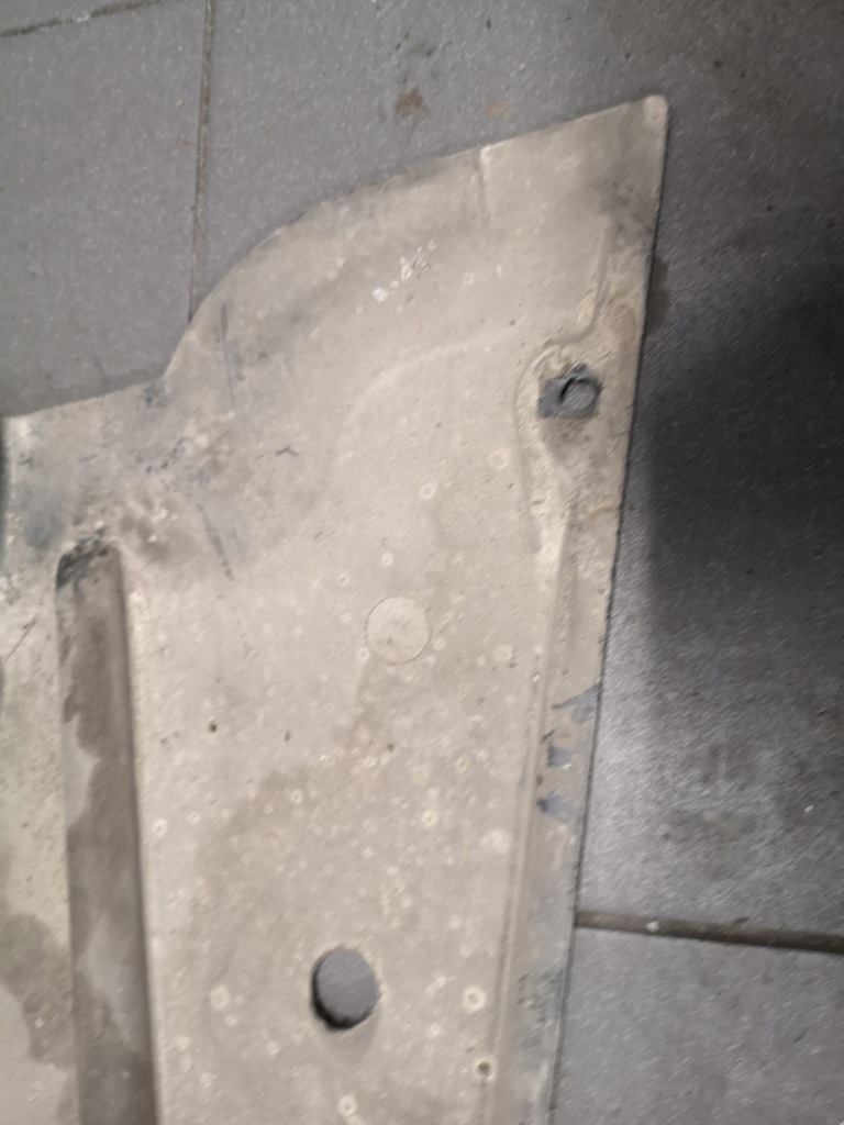 фото №11, Защита подвеска левая audi a6 c6 4f0825215c