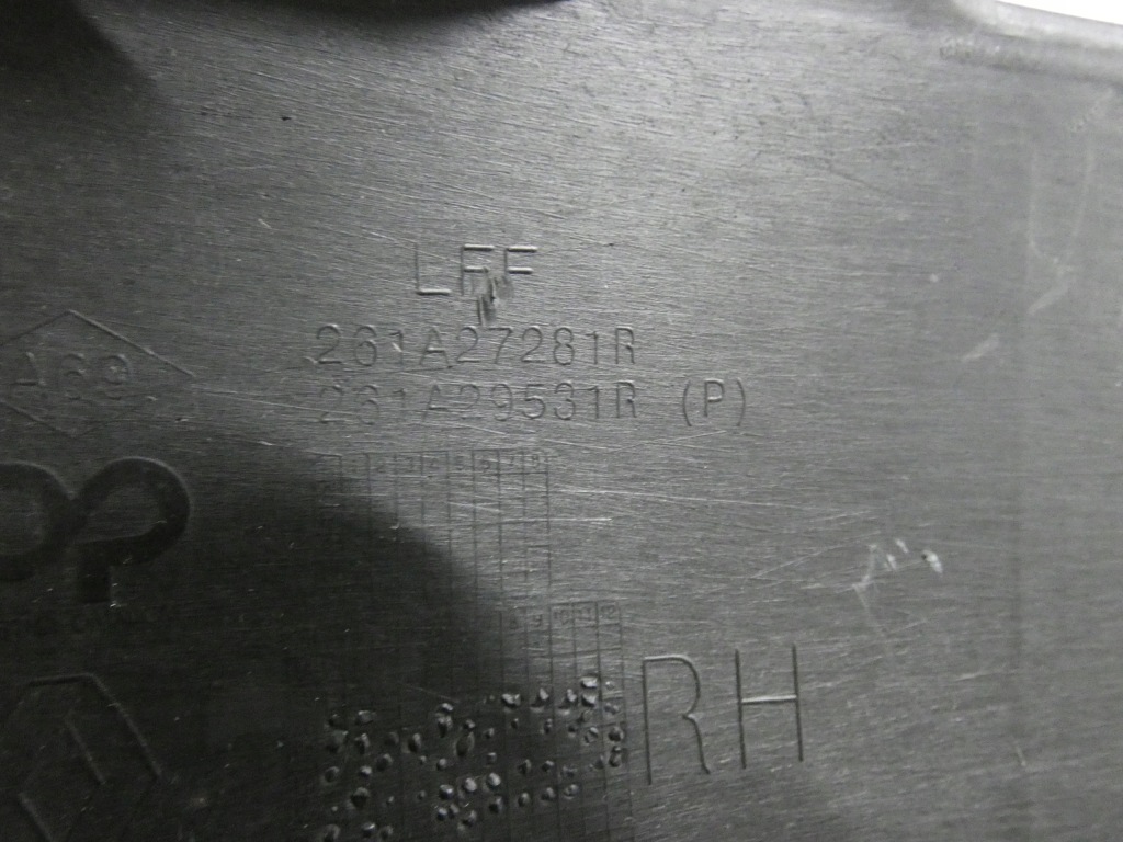 Решётка бампера renault megane iv pdc правая 294. Киев