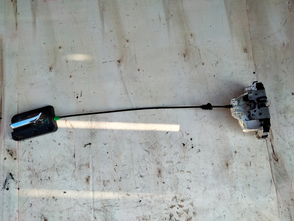 фото №1, Замок двері правий перед dodge journey p04589698aa