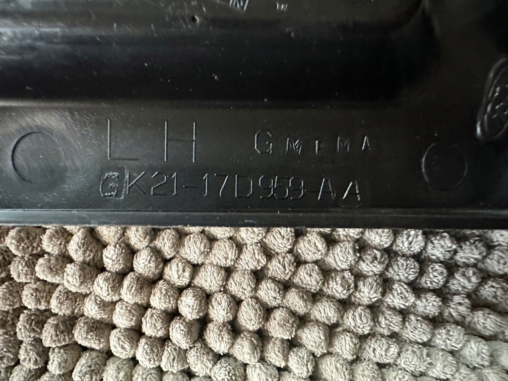 фото №8, Ford transit custom направляющие крепления крепления бампера передний правый левый