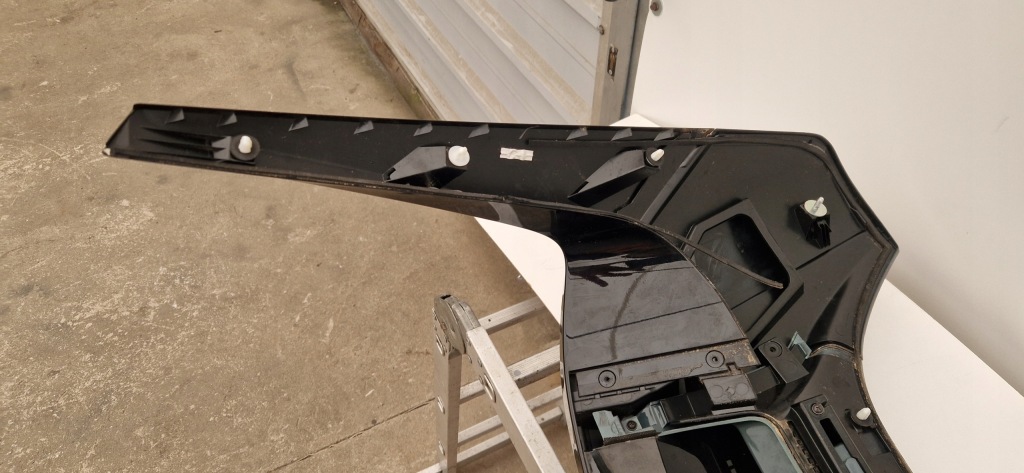 фото №9, Hyundai ioniq v 5 спойлер кришки задня