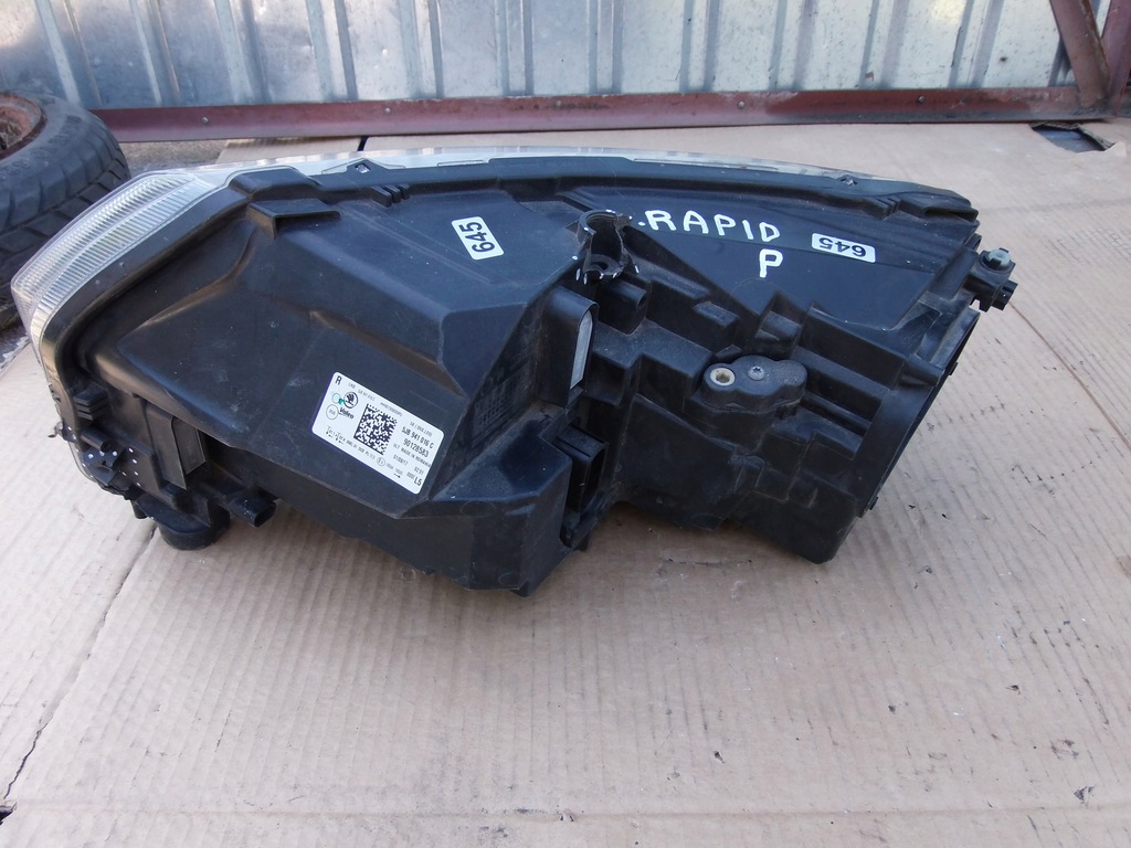 фото №3, Лампа правый перед 5jb941016c skoda rapid