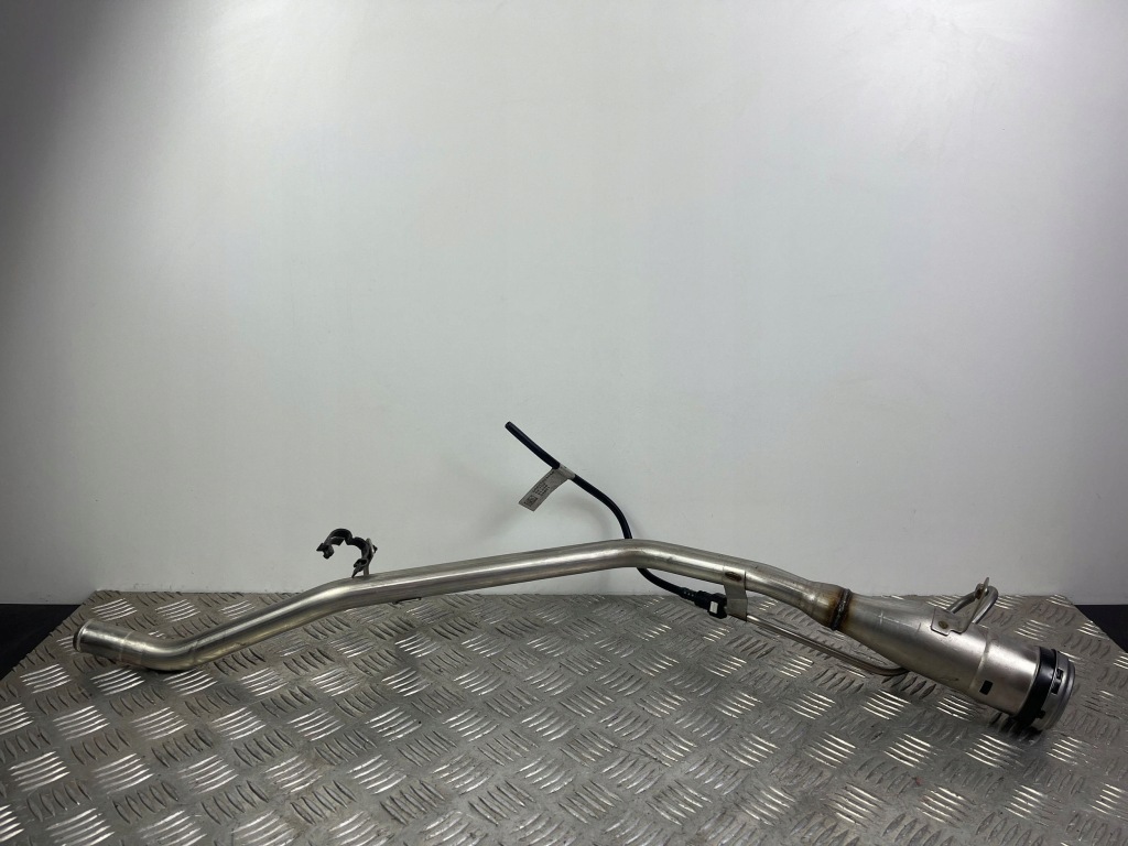 Купить 2022 jeep compass заливная горловина топлива 521994160