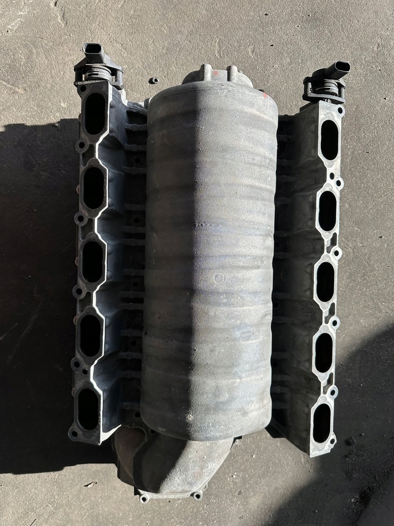 фото №7, Коллектор всасывающий audi s8 d3 5.2 fsi v10 bsm отсутствует крышка 07l133185c