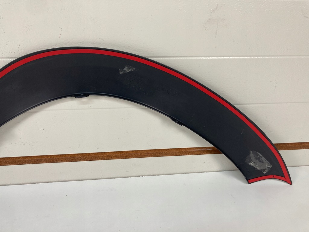 фото №6, Молдинг крыла левая передняя dacia duster