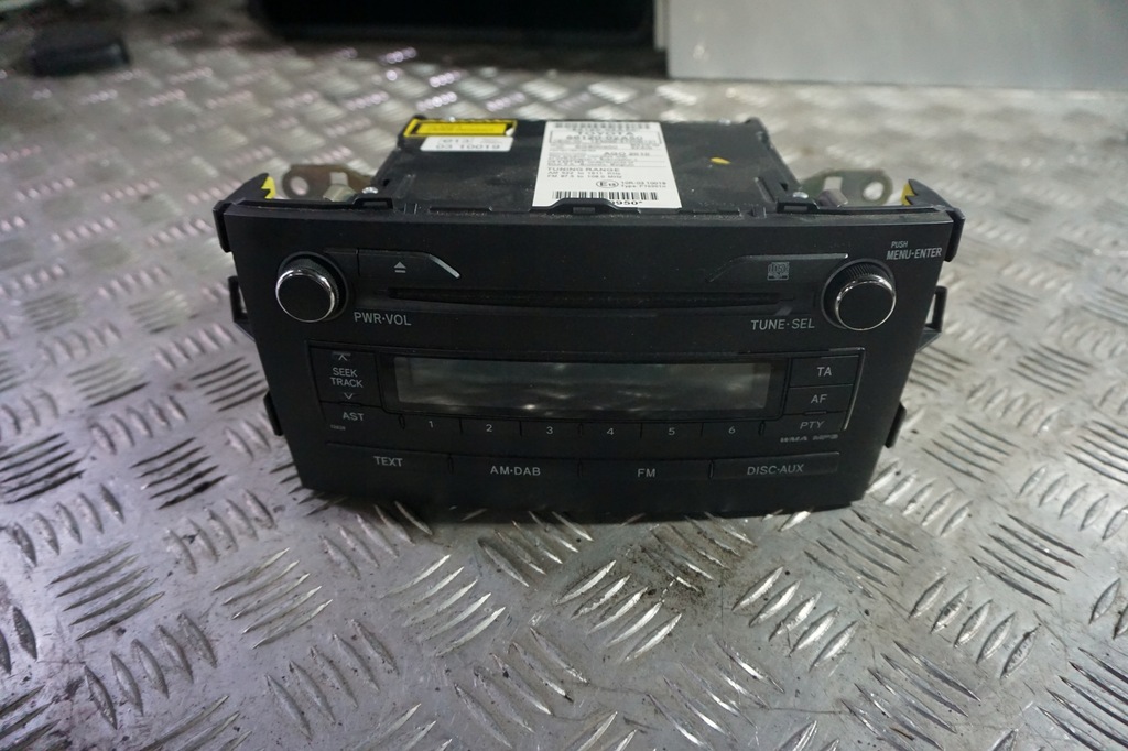 фото №1, Радио радиопроигрыватель cd mp3 toyota auris 09-12