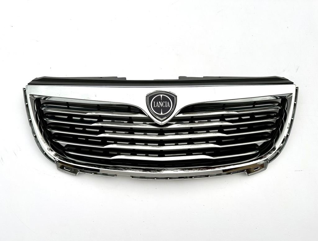 Купить Lancia voyager 2011 - 2017 решётка радиатора решётка радиатора хром logo бампер оригинал оригинальный номер