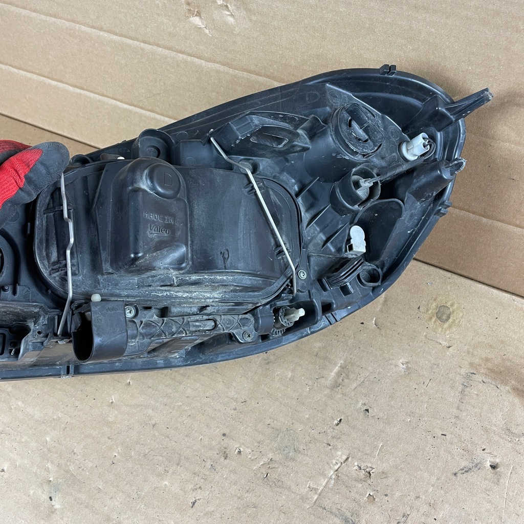 фото №11, Volvo xc60 i 08-13 ксенон 30763136 лампа передня перед права + кронштейн