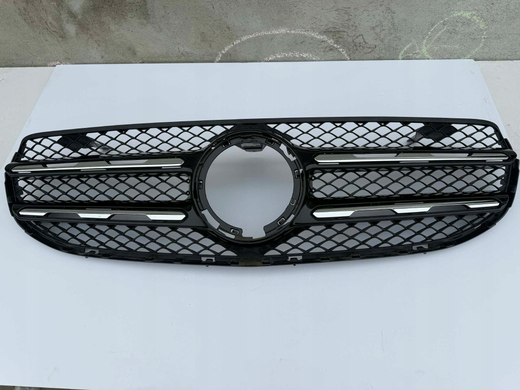 фото №1, Mercedes glc x253 lift решётка радиатора решётка радиатора бампера перед 7915