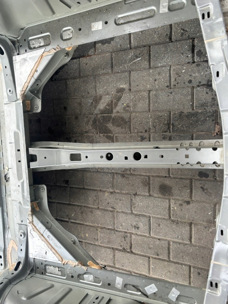 Поддон пол багажника renault espace v крылья задний  кузов Киев