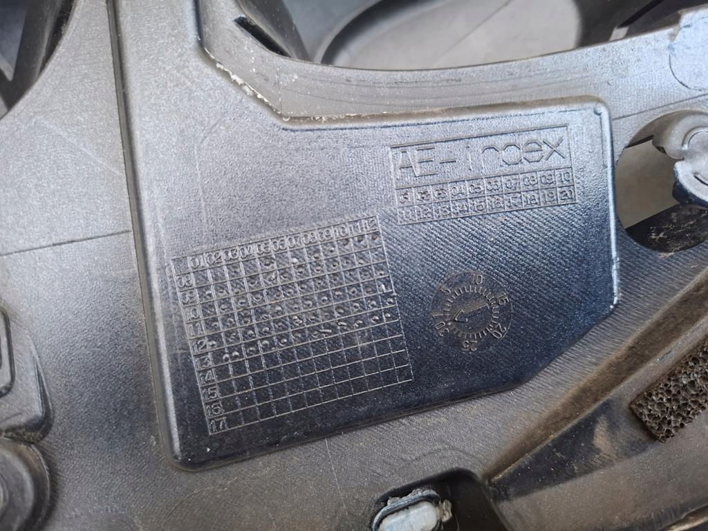 фото №8, Задня накладка na кришка opel insignia a kombi 08-13