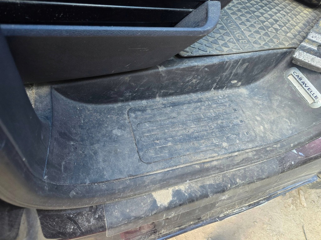 фото №10, Volkswagen t6 caravelle сиденья заднее сиденье обивка потолок стекло комплект