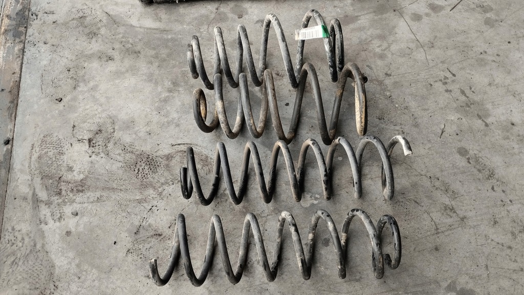 фото №5, Пружини пружина jeep wrangler jk перед