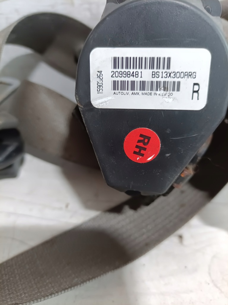 фото №14, Gmc savana 2008-2020 комплект ремней безопасности