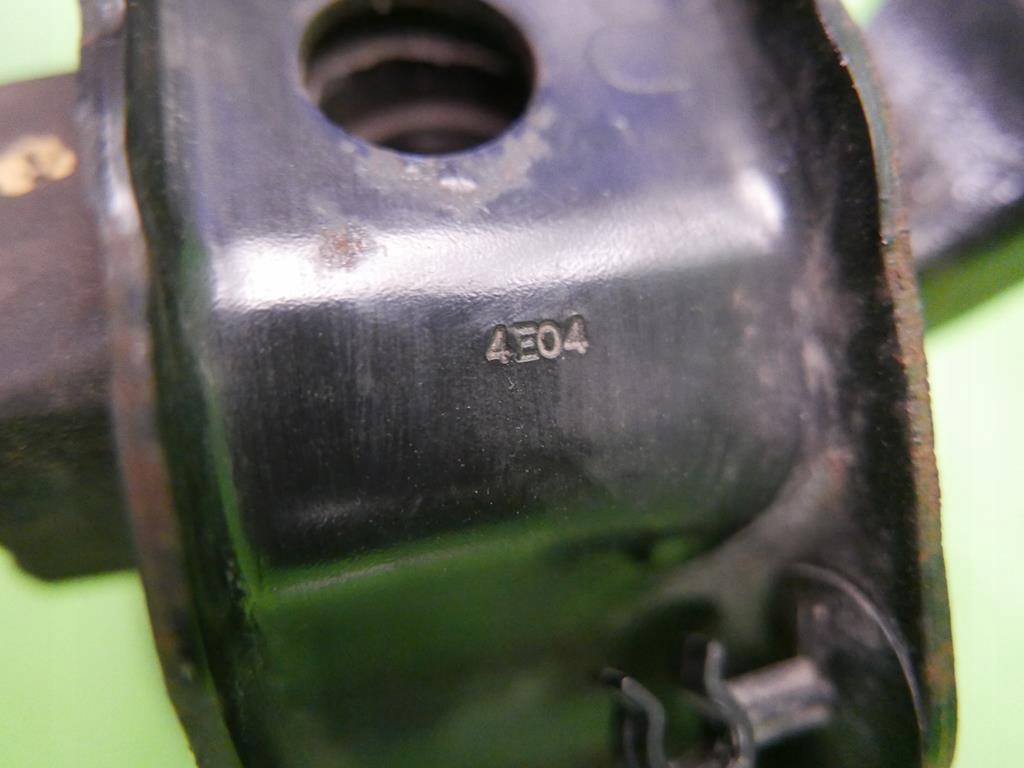 фото №9, Кронштейн подушка двигателя peugeot 208 i phi 1.4hdi 12-