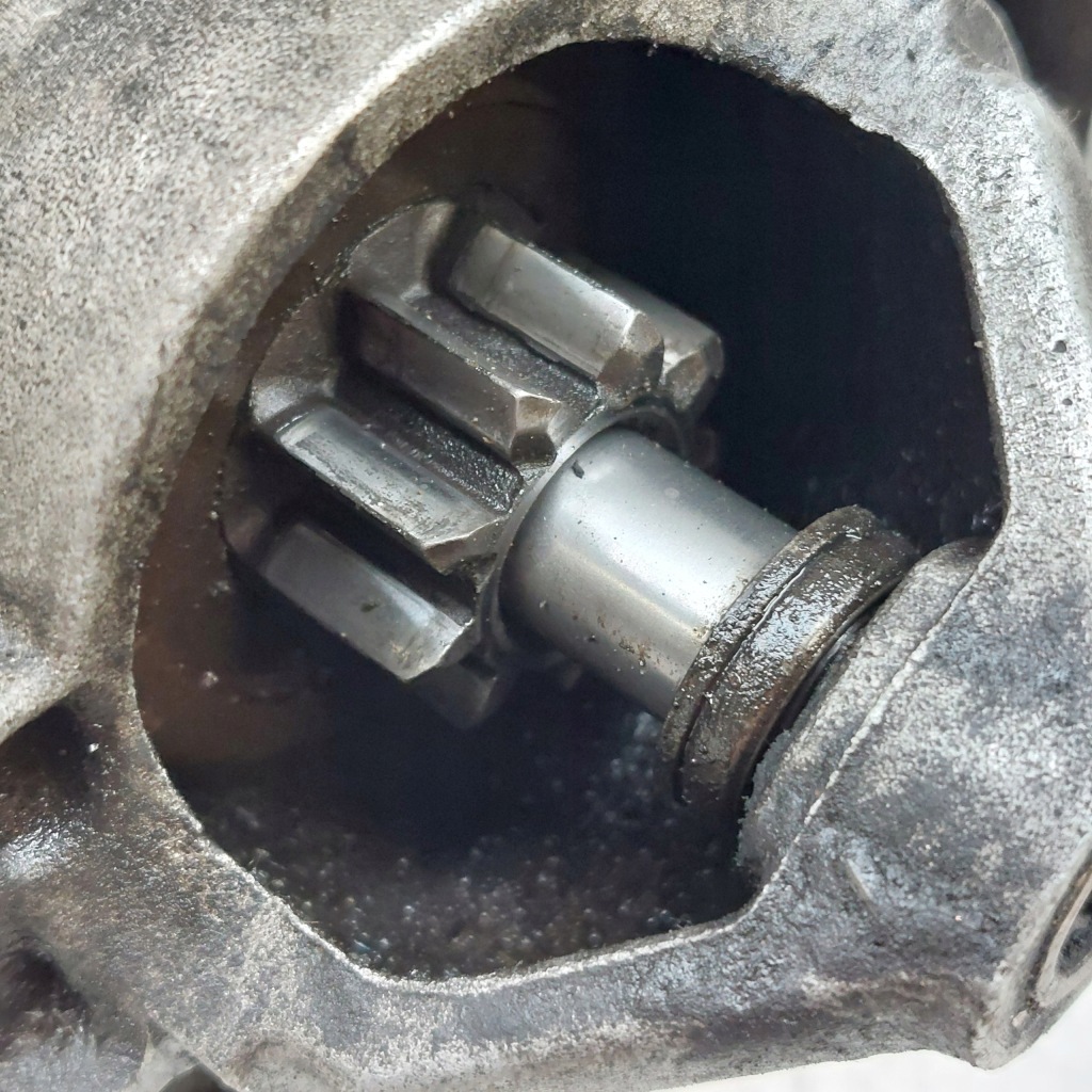 Renault laguna 2 2 2,0 стартер bosch 28100-02040 0001107030 1005831127 с Разборки