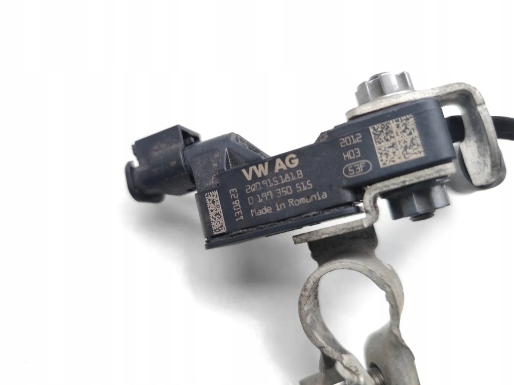 Audi a1 минус / клемма / шланг аккумулятор 25 tfsi бензин 70kw 95 hp с Разборки