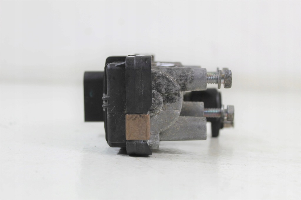 Регулятор турбонагнетателя bmw e90 f10 f11 f07 2.0d в Украине