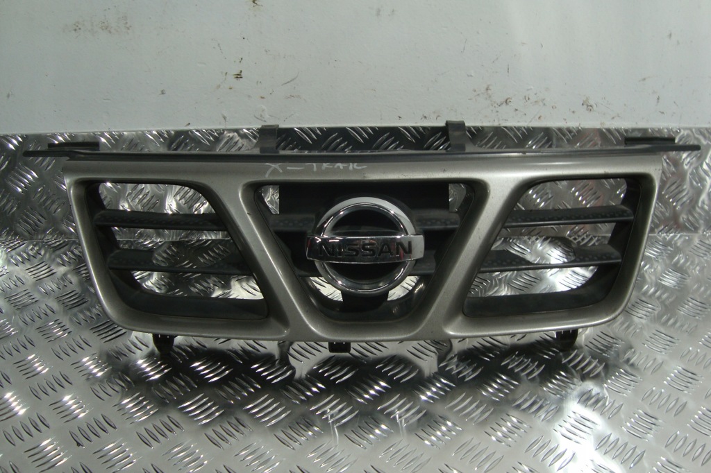 фото №1, Решітка радіатора решітка радіатора nissan x-trail t30 01-07