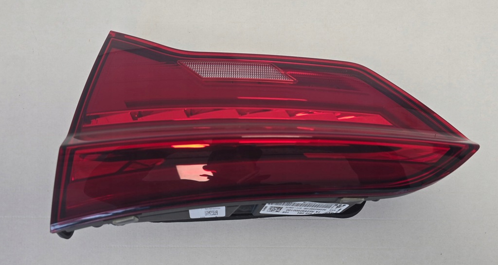 фото №2, Vw t-roc lift лампа задняя задняя правая 2ga945094