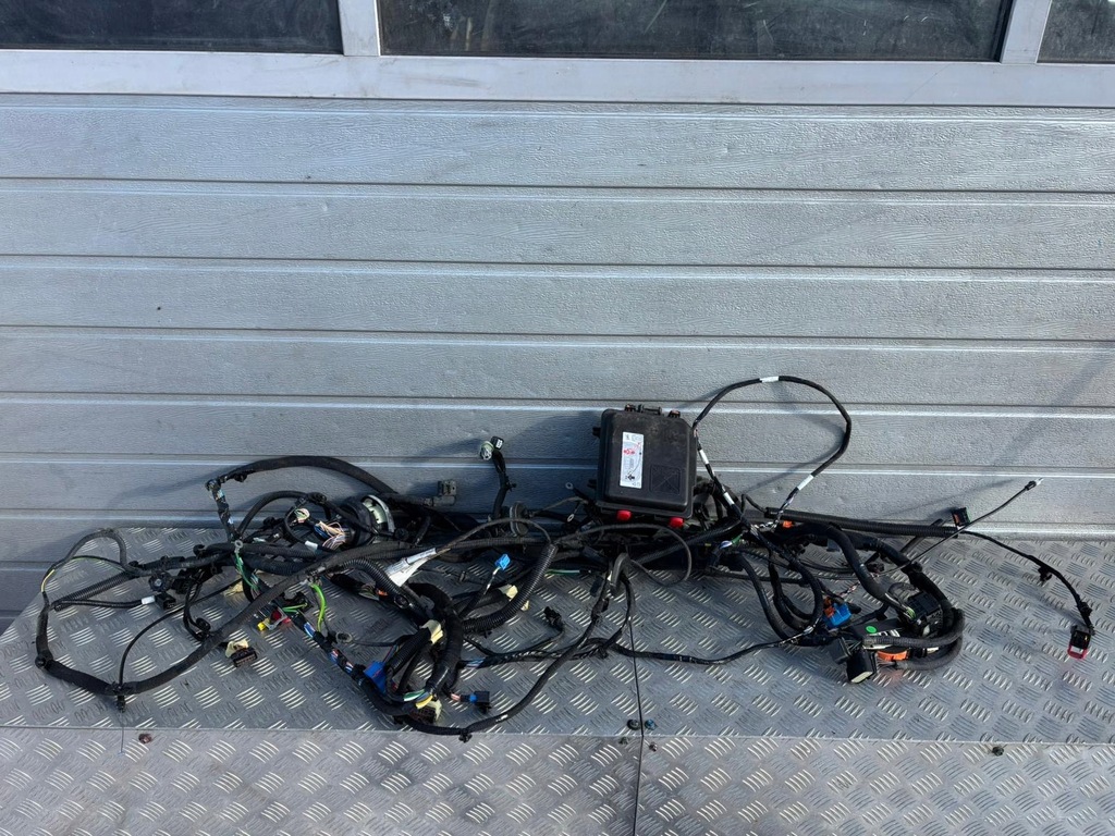 фото №1, Peugeot 2008 ii електропроводка відсік двигуна 1.2 thp автоматична коробка передач