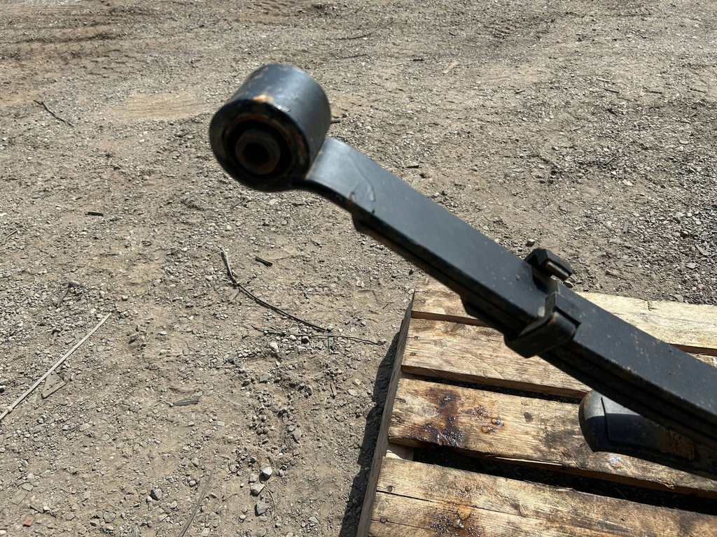 фото №11, Рессора щетка подвеска задняя заднего nissan titan 2016r-