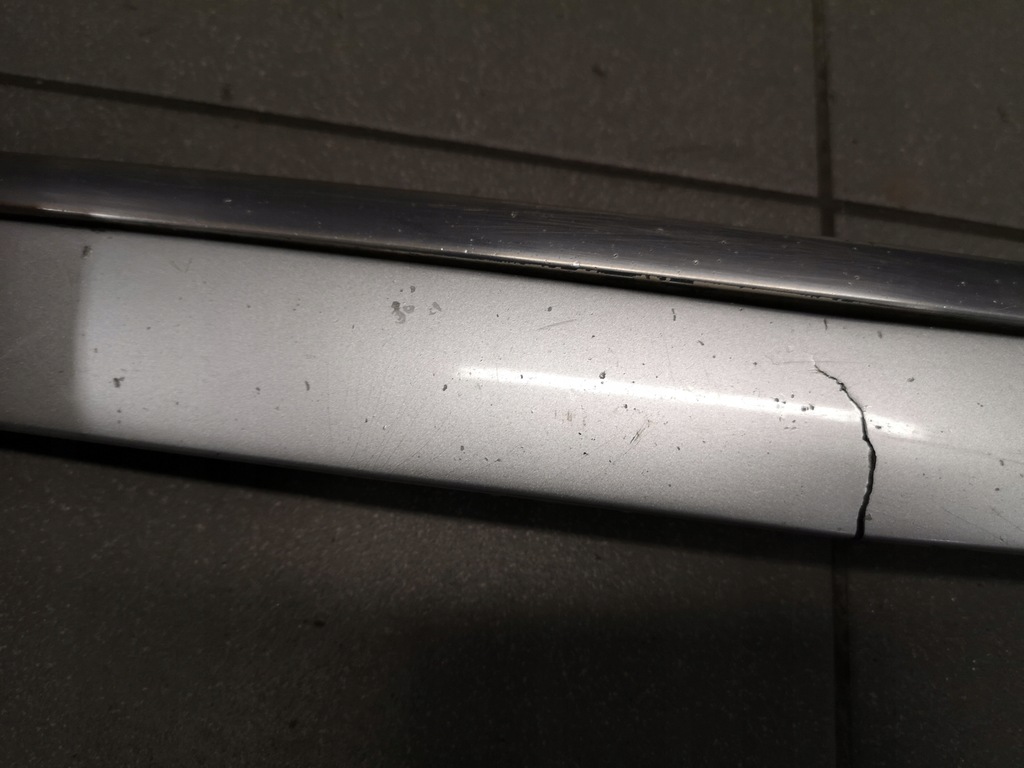 фото №7, Молдинг бампера лівий перед audi a8 d3 4e0807223a