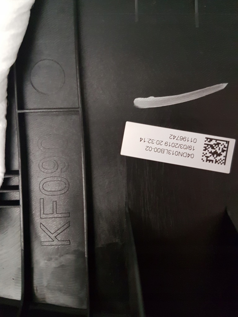 Mazda 3 iv 19- накладка стійка задній седан америка Недорого