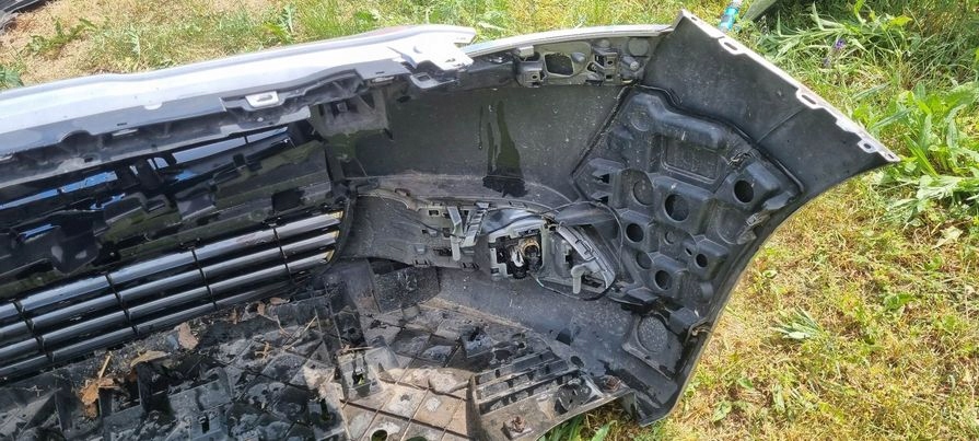 фото №9, Бампер передний перед peugeot 5008 i