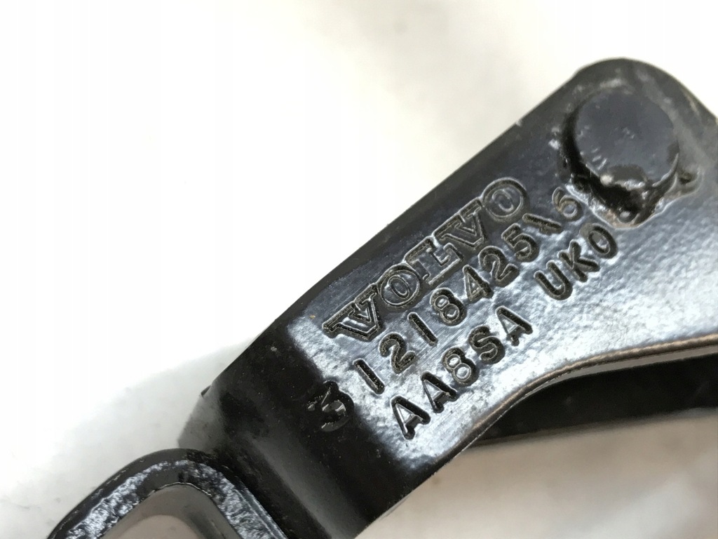 фото №10, Петлі кришки volvo xc70 31218425 пара