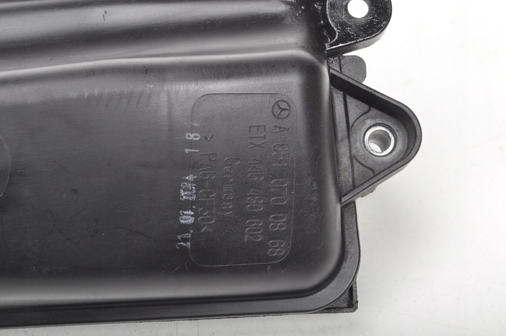 фото №4, Mercedes slk w172 r172 2.2 бак вакуумa