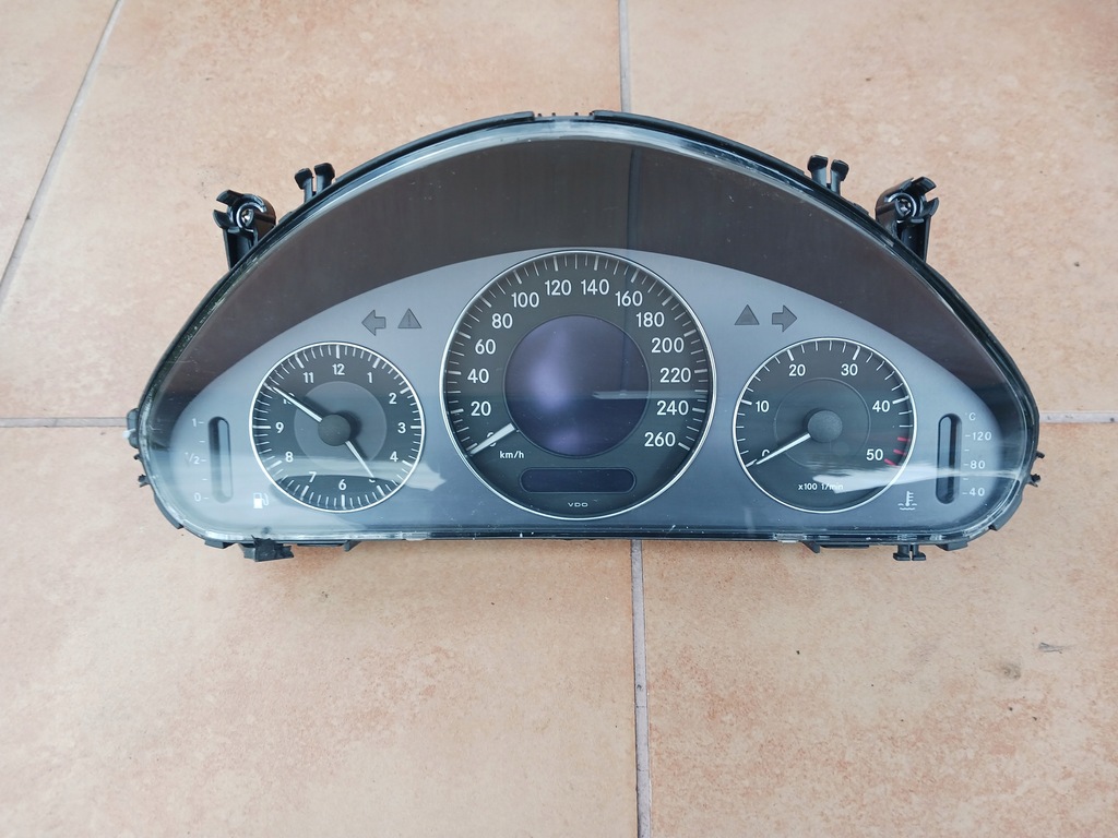 фото №1, Счетчик mercedes w211 cdi a2115407311