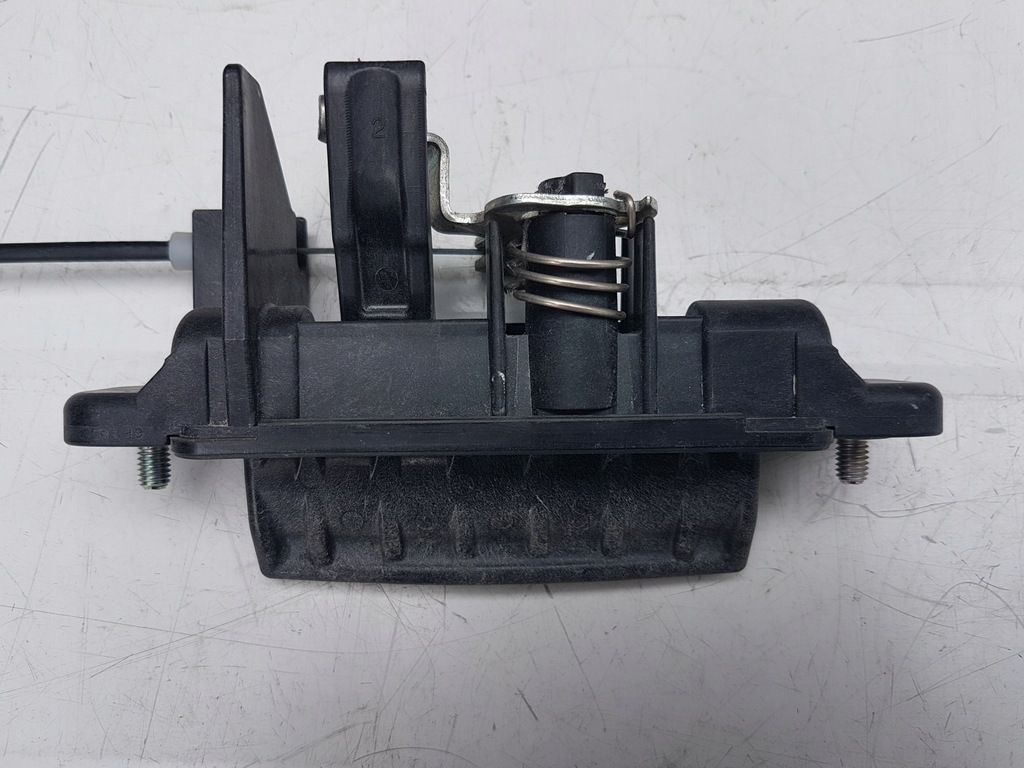 фото №4, Ручка крышки багажника - mazda 3 hb