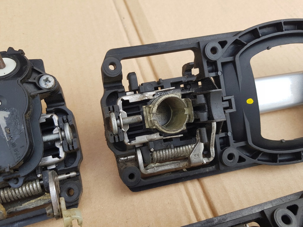 фото №14, Комплект ручки двері / audi a2 99-05 / ly7w / повний справні