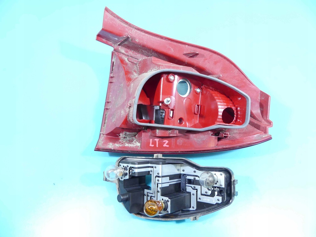 фото №4, Лампа задня ліва renault twingo ii 12-14 eu