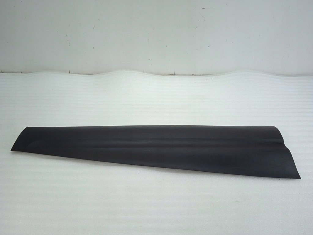 фото №1, Renault kadjar молдинг дверь правый перед 801861251r