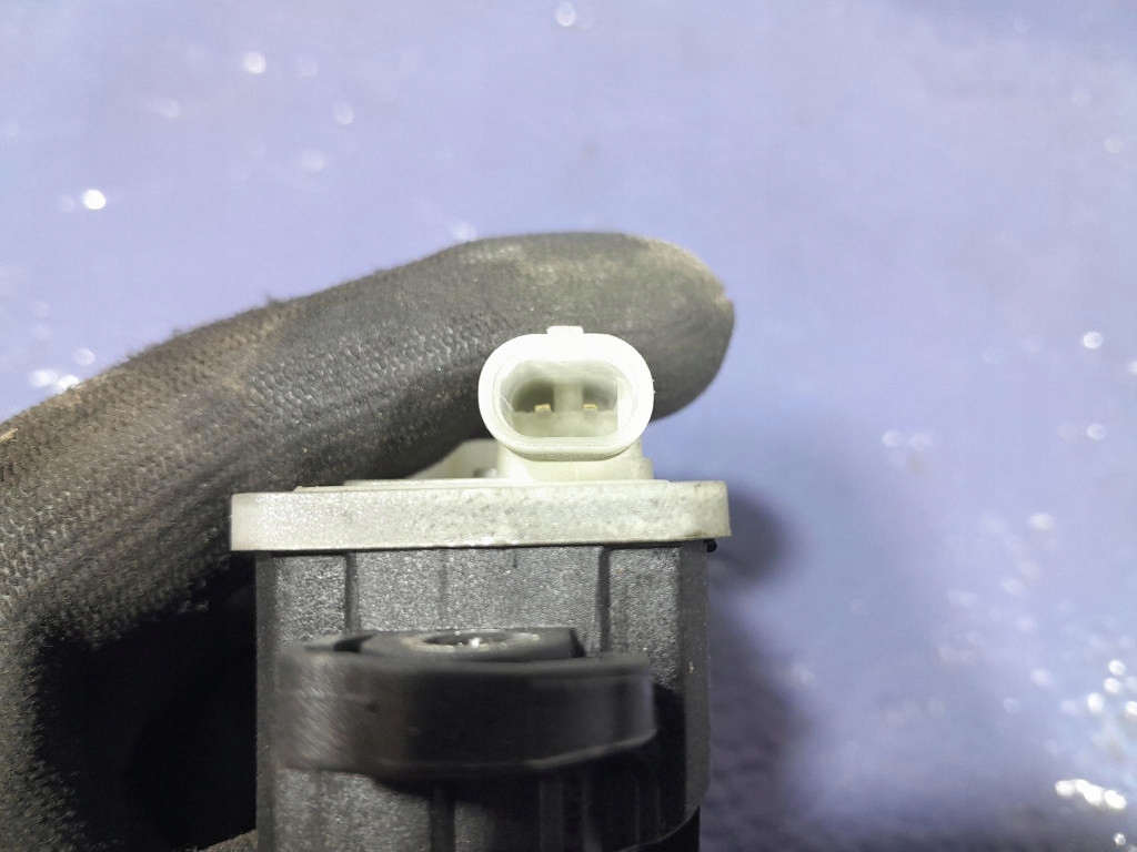 фото №4, Bmw 4 g22 g82 привод крышка заливной топлива 7378259