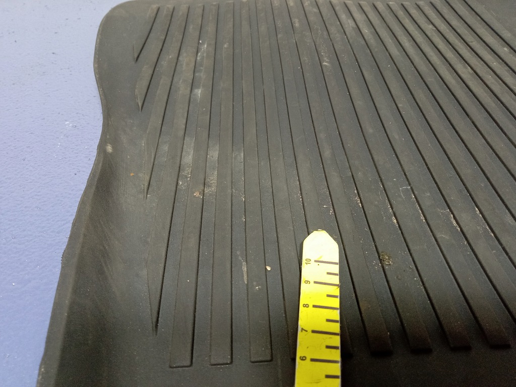 фото №5, Skoda superb iii обшивка коврики резиновые перед