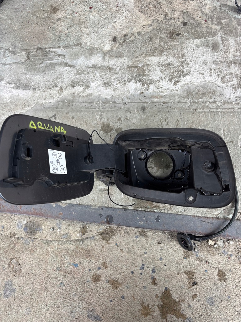 фото №1, Крышка топлива привод renault arkana 20-