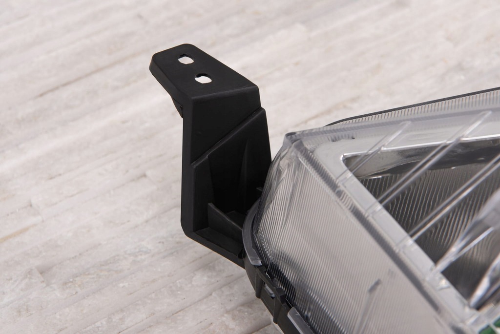 фото №9, Hyundai elantra vi ad лампа протитуманна передня права 92302f2500