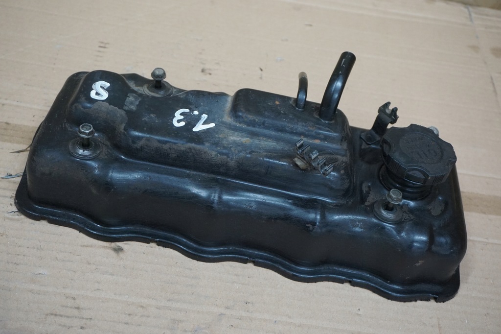 фото №5, Suzuki samurai кришка клапанів головки 1,3 413